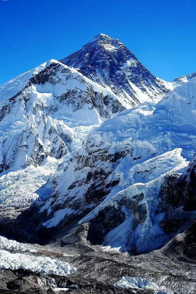 欧洲最著名的山叫什么山_欧洲著名山峰_欧洲著名的一座山